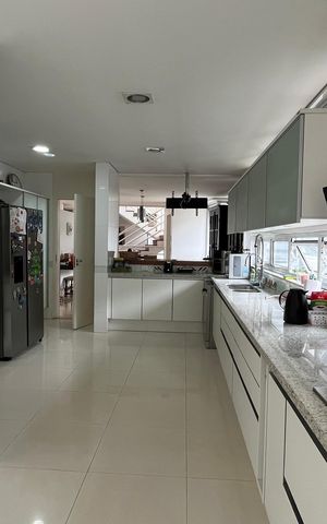 Casa de condomínio à venda com 1014m², 6 quartos e 4 vagas