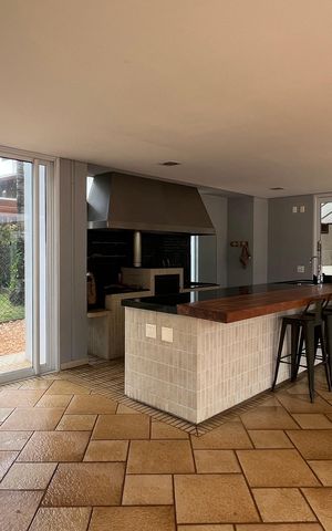 Casa de condomínio à venda com 1014m², 6 quartos e 4 vagas