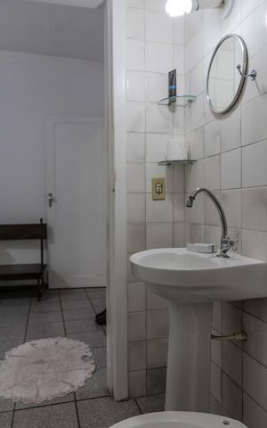 Casa para alugar com 145m², 2 quartos e 2 vagas Casa para alugar com 145m², 2 quartos e 2 vagasBanheiro da Suíte