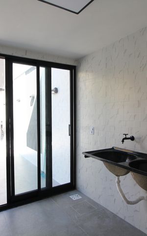 Casa de condomínio à venda com 192m², 3 quartos e 3 vagasÁrea de Serviço