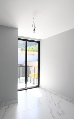 Casa de condomínio à venda com 192m², 3 quartos e 3 vagasQuarto 1