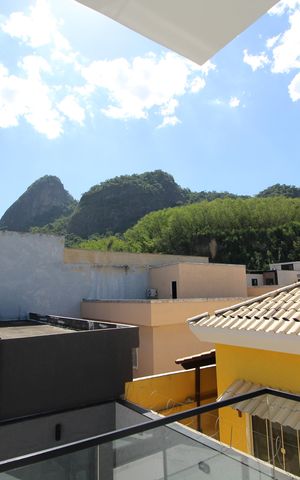 Casa de condomínio à venda com 192m², 3 quartos e 3 vagasQuarto 1 e 2 - Vista