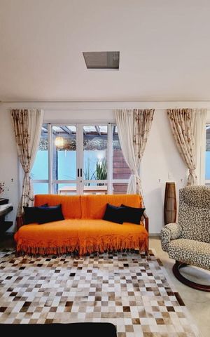 Casa de condomínio à venda com 274m², 3 quartos e 2 vagas