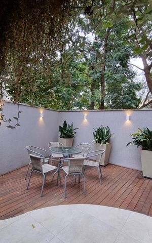 Casa de condomínio à venda com 274m², 3 quartos e 2 vagas