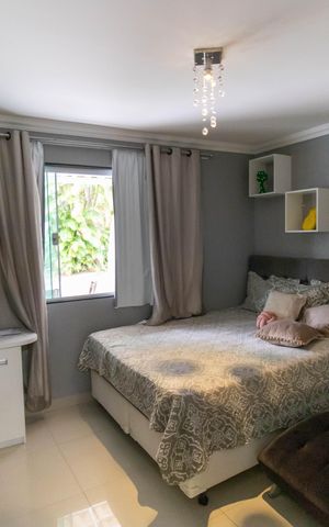 Casa de condomínio à venda com 600m², 4 quartos e 4 vagas