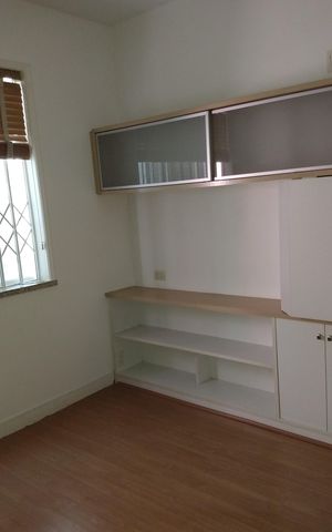 Casa à venda com 362m², 6 quartos e 2 vagas