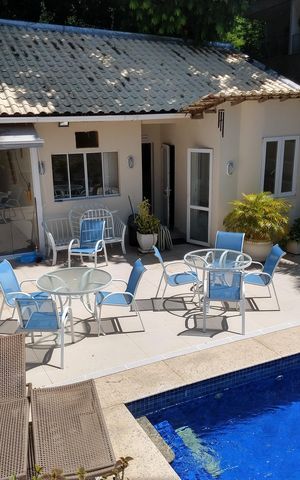 Casa à venda com 362m², 6 quartos e 2 vagas