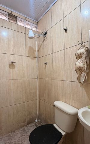 Casa à venda com 154m², 2 quartos e 2 vagas Casa à venda com 154m², 2 quartos e 2 vagasBanheiro