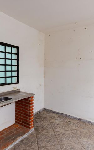 Casa à venda com 177m², 2 quartos e 1 vaga Casa à venda com 177m², 2 quartos e 1 vagaChurrasqueira