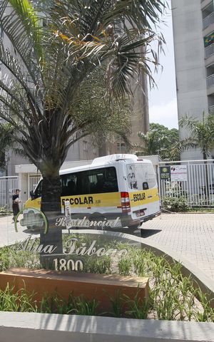 Apartamento para alugar com 52m², 2 quartos e 1 vagaFachada e portaria