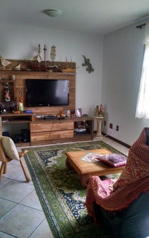 Casa à venda com 190m², 3 quartos e 3 vagas