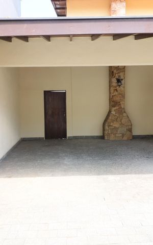 Casa à venda com 424m², 3 quartos e 4 vagasGaragem