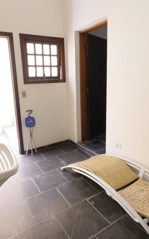 Casa à venda com 424m², 3 quartos e 4 vagasÁrea de Serviço 2