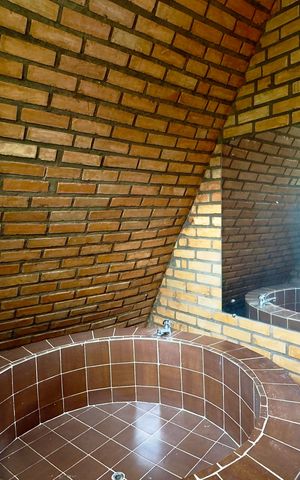 Casa à venda com 10300m², 3 quartos e 8 vagas