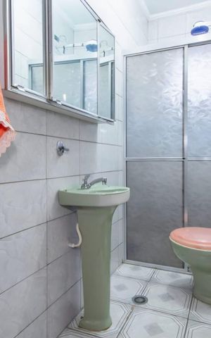 Casa à venda com 235m², 3 quartos e 1 vagaBanheiro