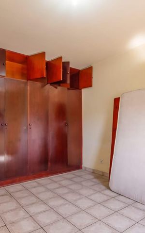 Casa à venda com 235m², 3 quartos e 1 vagaQuarto
