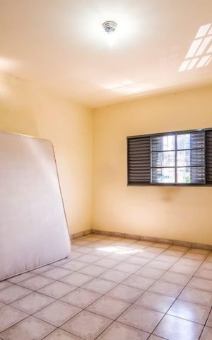 Casa à venda com 235m², 3 quartos e 1 vagaQuarto