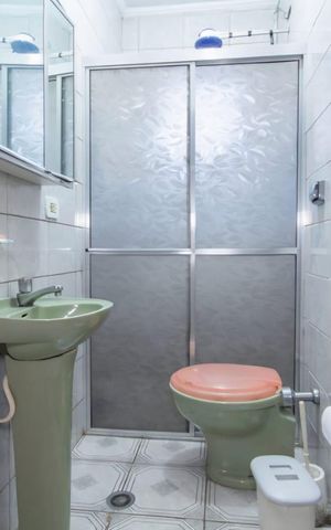 Casa à venda com 235m², 3 quartos e 1 vagaBanheiro