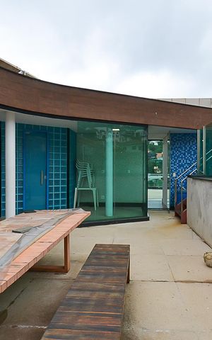 Casa à venda com 630m², 4 quartos e 5 vagas Casa à venda com 630m², 4 quartos e 5 vagasÁrea gourmet