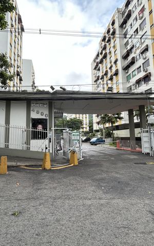 Apartamento à venda com 52m², 2 quartos e 2 vagasFachada e portaria