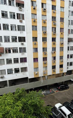 Apartamento à venda com 52m², 2 quartos e 2 vagasVista da Área de Serviço