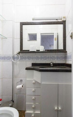 Casa à venda com 188m², 4 quartos e 2 vagasLavabo