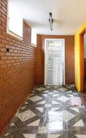 Casa à venda com 188m², 4 quartos e 2 vagasCorredor