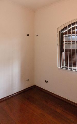 Casa à venda com 188m², 4 quartos e 2 vagasQuarto 2