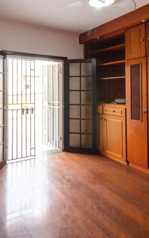 Casa à venda com 188m², 4 quartos e 2 vagasSuíte