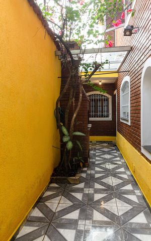 Casa à venda com 188m², 4 quartos e 2 vagasÁrea gourmet e de serviço