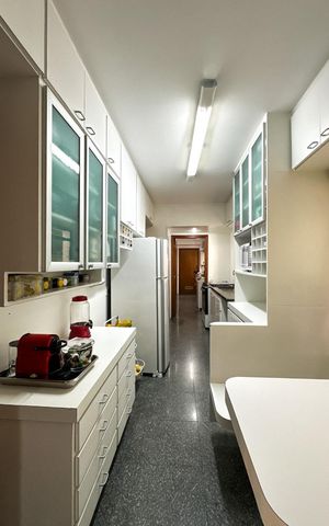 Apartamento à venda com 158m², 3 quartos e 2 vagas