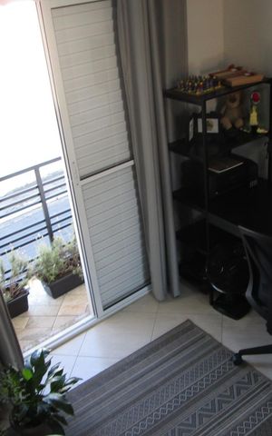 Casa de condomínio à venda com 101m², 3 quartos e 2 vagas