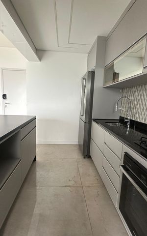 Apartamento à venda com 188m², 2 quartos e 3 vagas Apartamento à venda com 188m², 2 quartos e 3 vagasCozinha