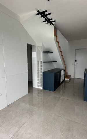 Apartamento à venda com 188m², 2 quartos e 3 vagas Apartamento à venda com 188m², 2 quartos e 3 vagasSala
