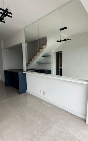 Apartamento à venda com 188m², 2 quartos e 3 vagas Apartamento à venda com 188m², 2 quartos e 3 vagasSala