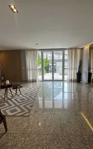 Apartamento à venda com 188m², 2 quartos e 3 vagas Apartamento à venda com 188m², 2 quartos e 3 vagasÁrea comum