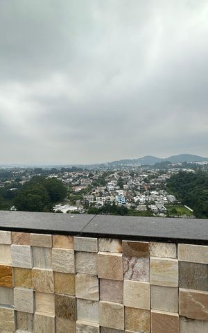 Apartamento à venda com 188m², 2 quartos e 3 vagas Apartamento à venda com 188m², 2 quartos e 3 vagasPiscina