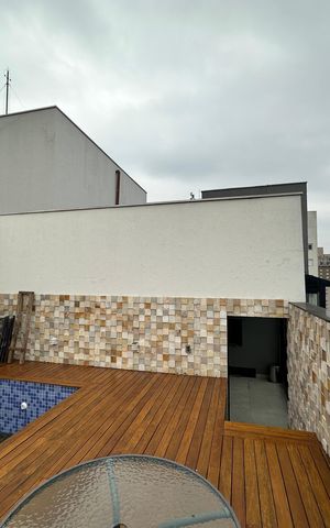 Apartamento à venda com 188m², 2 quartos e 3 vagas Apartamento à venda com 188m², 2 quartos e 3 vagasPiscina