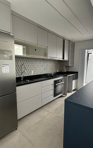 Apartamento à venda com 188m², 2 quartos e 3 vagas Apartamento à venda com 188m², 2 quartos e 3 vagasCozinha