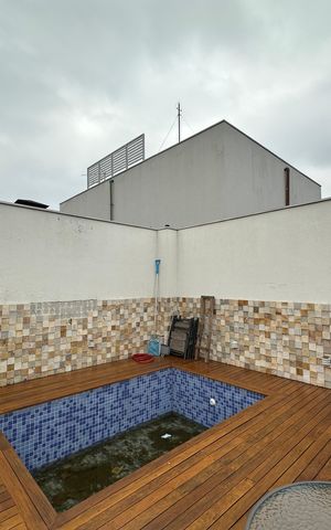 Apartamento à venda com 188m², 2 quartos e 3 vagas Apartamento à venda com 188m², 2 quartos e 3 vagasPiscina