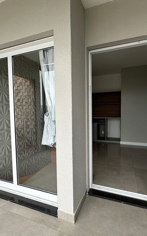Apartamento à venda com 188m², 2 quartos e 3 vagas Apartamento à venda com 188m², 2 quartos e 3 vagasVaranda