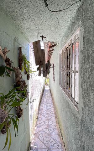 Casa à venda com 130m², 4 quartos e 1 vaga Casa à venda com 130m², 4 quartos e 1 vagaQuintal