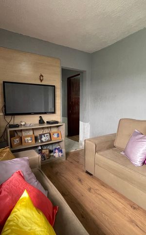 Casa à venda com 250m², 4 quartos e 4 vagas Casa à venda com 250m², 4 quartos e 4 vagasSala