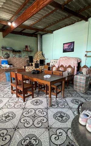 Casa à venda com 250m², 4 quartos e 4 vagas Casa à venda com 250m², 4 quartos e 4 vagasQuintal