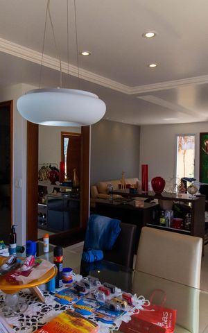 Casa de condomínio à venda com 140m², 3 quartos e 1 vaga