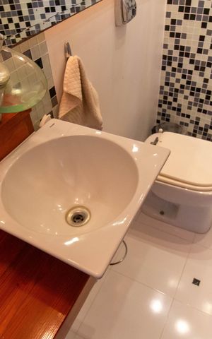 Casa de condomínio à venda com 140m², 3 quartos e 1 vaga
