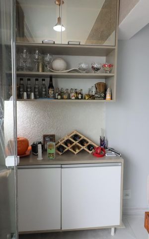 Apartamento à venda com 59m², 2 quartos e 2 vagasVaranda