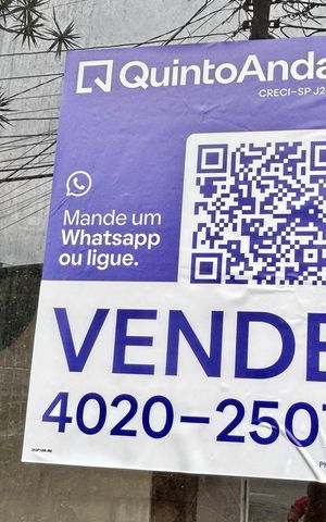 Casa à venda com 200m², 3 quartos e 5 vagas Casa à venda com 200m², 3 quartos e 5 vagasPlaca Aproximada