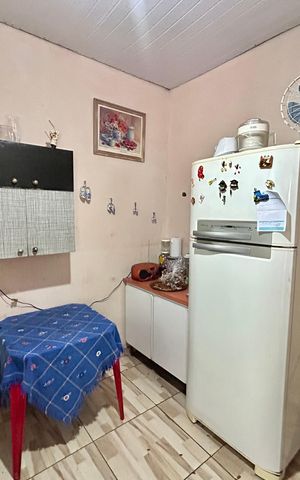 Casa à venda com 200m², 3 quartos e 5 vagas Casa à venda com 200m², 3 quartos e 5 vagasCozinha