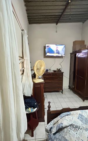 Casa à venda com 200m², 3 quartos e 5 vagas Casa à venda com 200m², 3 quartos e 5 vagasQuarto 1